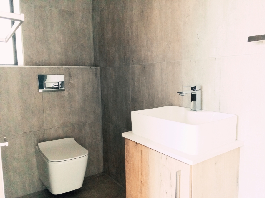 3 Bedroom Property for Sale in Bayview Western Cape